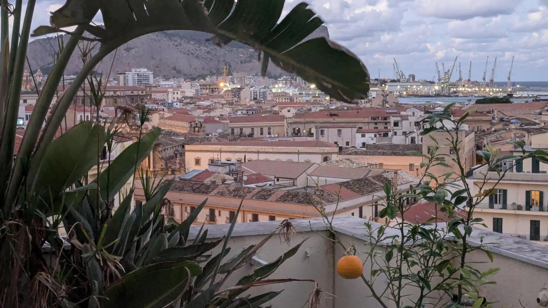 Habitación en casa particular Apartamento Divisi Palermo Italia